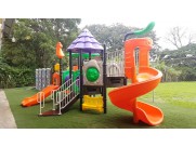 Outdoor play equipment installed in Costa rica